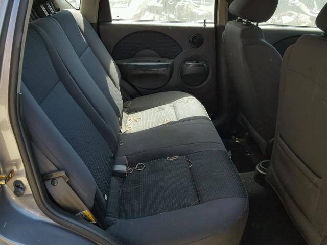 KL1TD66646B666671 - 2006 CHEVROLET AVEO BASE Gris photo 6