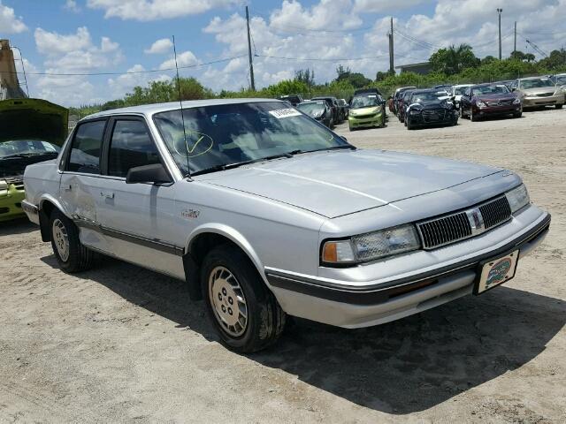 1G3AL54N1N6304697 - 1992 OLDSMOBILE CUTLASS CI SILVER photo 1