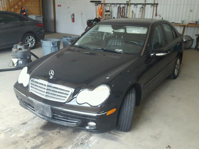 WDBRF92H67F893973 - 2007 MERCEDES-BENZ C 280 4MAT BLACK photo 2