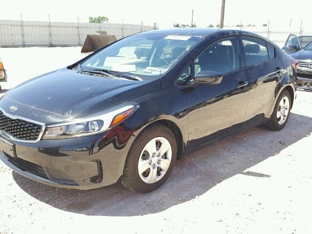 3KPFK4A70HE100951 - 2017 KIA FORTE LX BLACK photo 2