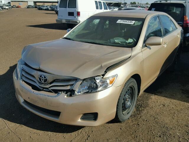 4T1BF3EK8BU134491 - 2011 TOYOTA CAMRY TAN photo 2