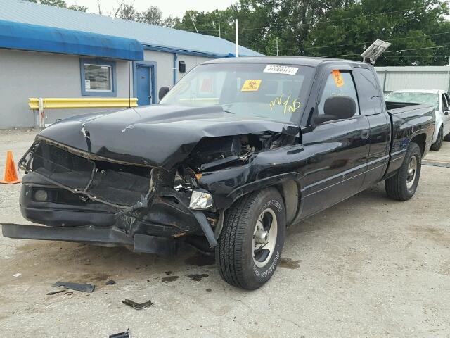 1B7HC13Z6WJ119040 - 1998 DODGE RAM 1500 BLACK photo 2