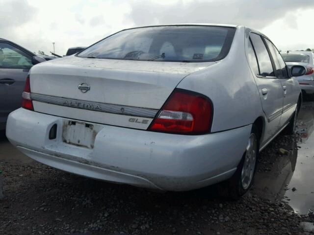 1N4DL01A9YC194690 - 2000 NISSAN ALTIMA XE WHITE photo 4