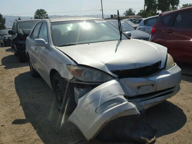 4T1BF32K14U579114 - 2004 TOYOTA CAMRY LE SILVER photo 1