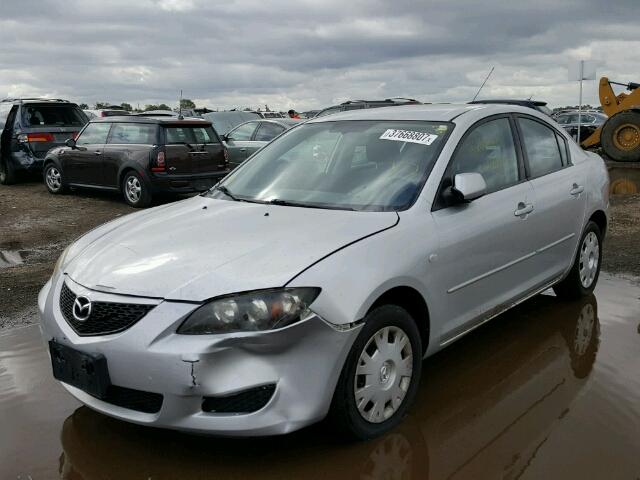 JM1BK12F941125542 - 2004 MAZDA 3 SILVER photo 2