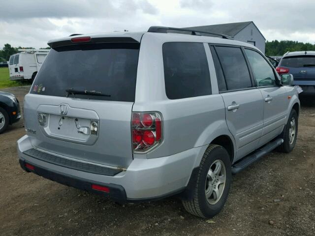 5FNYF28766B009715 - 2006 HONDA PILOT EX SILVER photo 4