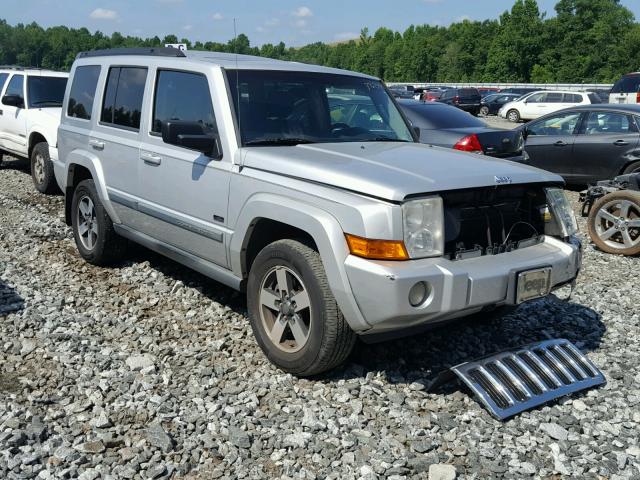 1J8HH48K88C152989 - 2008 JEEP COMMANDER SILVER photo 1