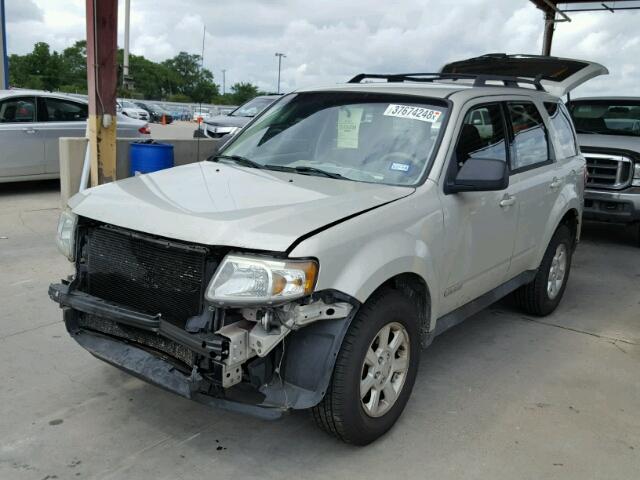 4F2CZ06188KM19295 - 2008 MAZDA TRIBUTE S CREAM photo 2