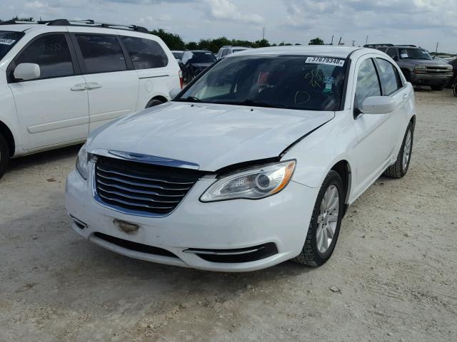 1C3CCBBB9DN500931 - 2013 CHRYSLER 200 TOURIN WHITE photo 2