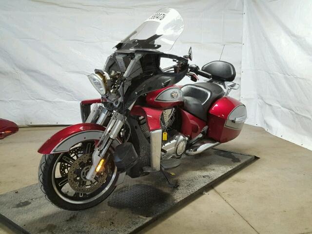 5VPDW36N9C3011605 - 2012 VICTORY MOTORCYCLES CROSS COUN Красный фото 2