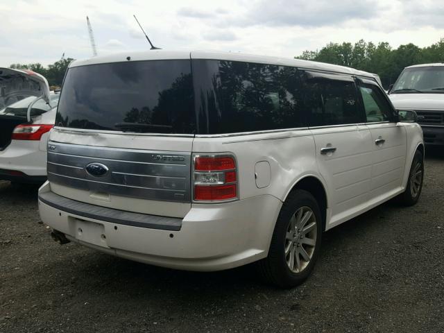 2FMEK63C49BA17657 - 2009 FORD FLEX LIMIT WHITE photo 4