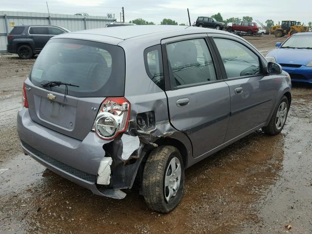 KL1TD6DEXAB051870 - 2010 CHEVROLET AVEO LS SILVER photo 4