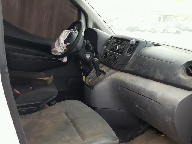 3N63M0YN8FK722624 - 2015 CHEVROLET CITY EXPRE WHITE photo 5