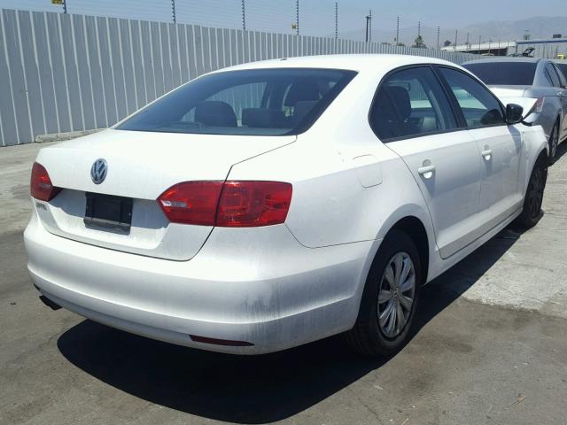 3VW2K7AJXDM238490 - 2013 VOLKSWAGEN JETTA BASE 白色 照片 4