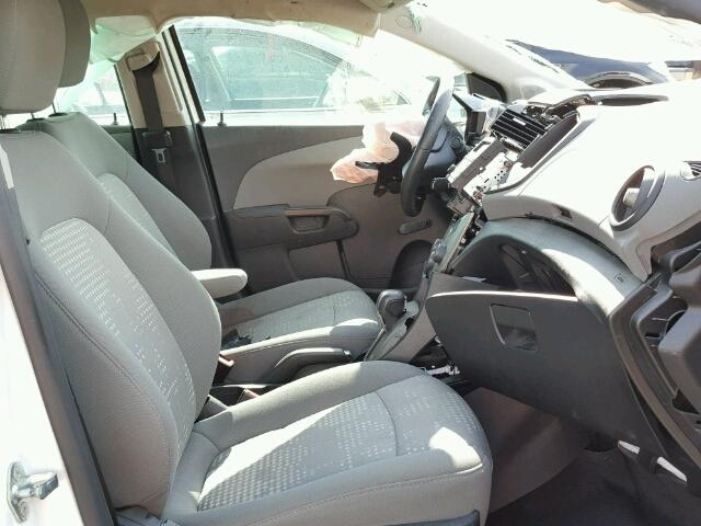 1G1JA5SH1C4177874 - 2012 CHEVROLET SONIC LS WHITE photo 5