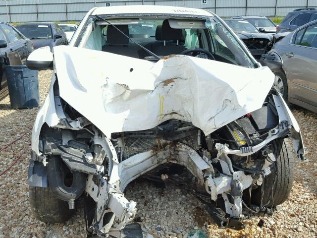 1G1JA5SH1C4177874 - 2012 CHEVROLET SONIC LS WHITE photo 7