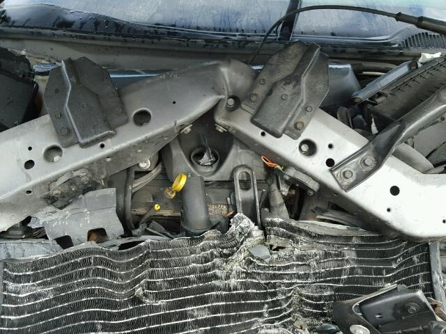2G2WP552381122966 - 2008 PONTIAC GRAND PRIX GRAY photo 7