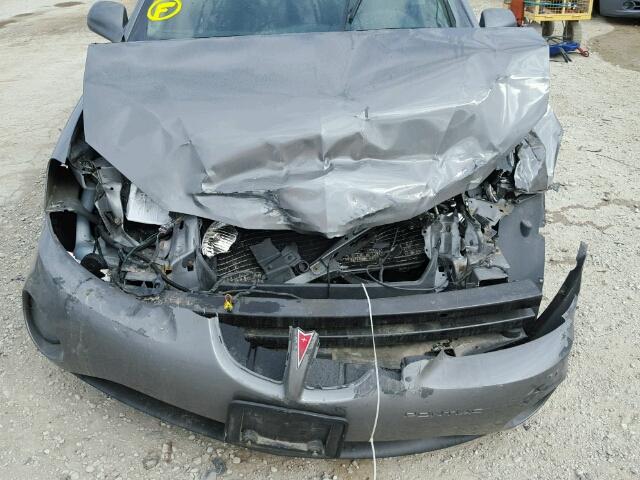 2G2WP552381122966 - 2008 PONTIAC GRAND PRIX GRAY photo 9