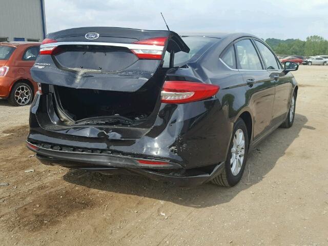 3FA6P0G73HR279499 - 2017 FORD FUSION S BLACK photo 4