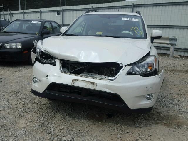 JF2GPAVC5E8286215 - 2014 SUBARU XV CROSSTR WHITE photo 9