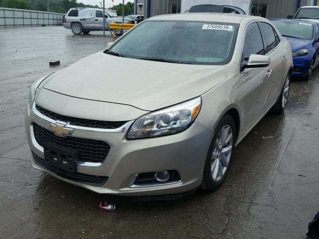 1G11F5SL7FF227367 - 2015 CHEVROLET MALIBU LTZ ოქროსფერი ფოტო 2