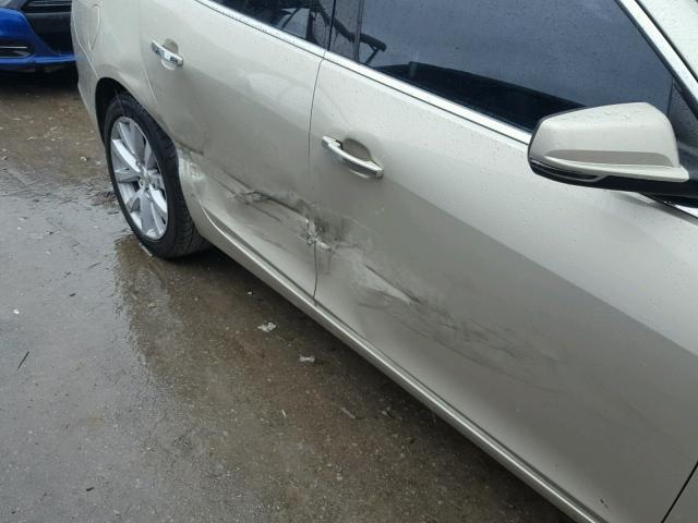 1G11F5SL7FF227367 - 2015 CHEVROLET MALIBU LTZ ოქროსფერი ფოტო 9