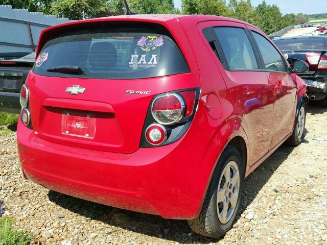 1G1JA6SH6D4236487 - 2013 CHEVROLET SONIC LS RED photo 4