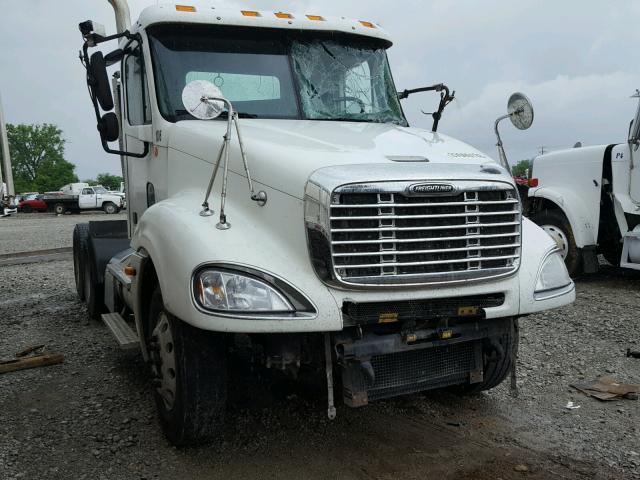 1FUJA6CK86LW01206 - 2006 FREIGHTLINER CONVENTION WHITE photo 1