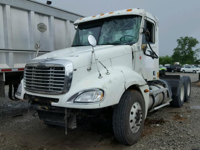 1FUJA6CK86LW01206 - 2006 FREIGHTLINER CONVENTION WHITE photo 2