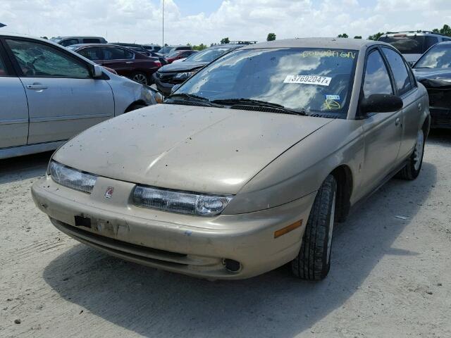 1G8ZK5272WZ275425 - 1998 SATURN SL2 GOLD photo 2