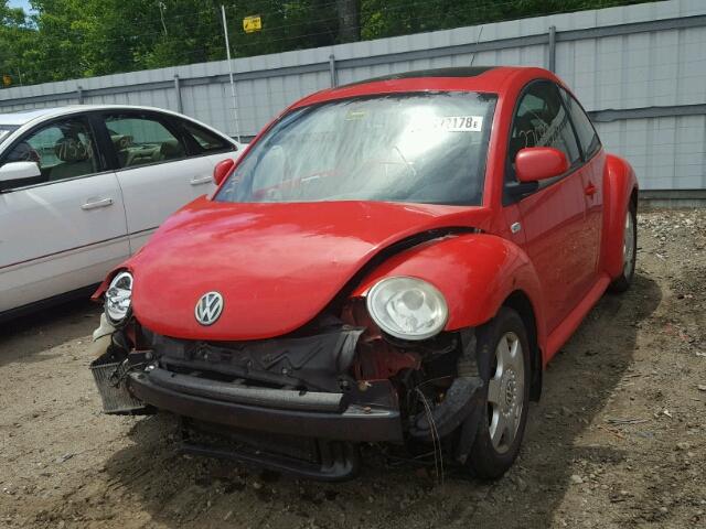 3VWCD21C6YM430563 - 2000 VOLKSWAGEN NEW BEETLE 红色 照片 2