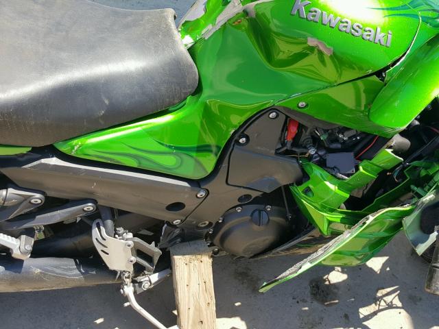 JKBZXNE13CA001102 - 2012 KAWASAKI ZX1400 EC GREEN photo 9