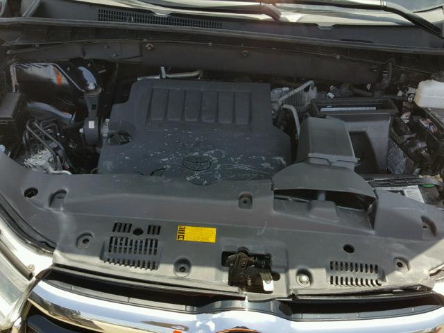5TDZKRFH0GS186049 - 2016 TOYOTA HIGHLANDER შავი ფოტო 7