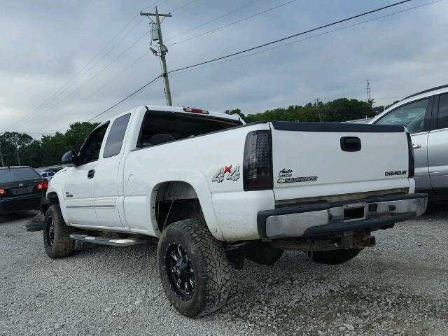 1GCHK29245E116535 - 2005 CHEVROLET SILVERADO WHITE photo 3