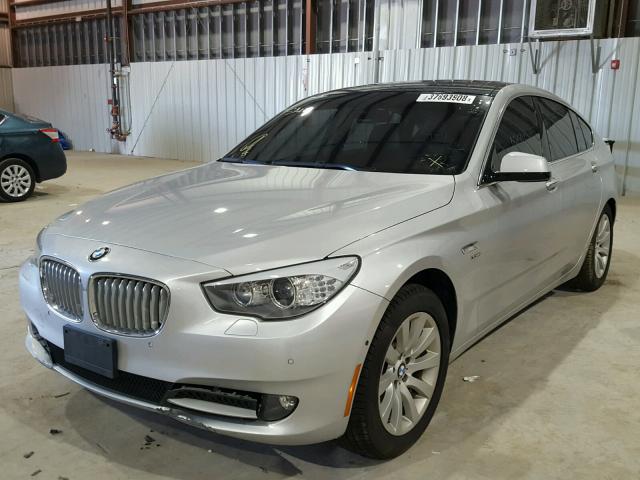 WBASP4C54CC341968 - 2012 BMW 550 XIGT SILVER photo 2