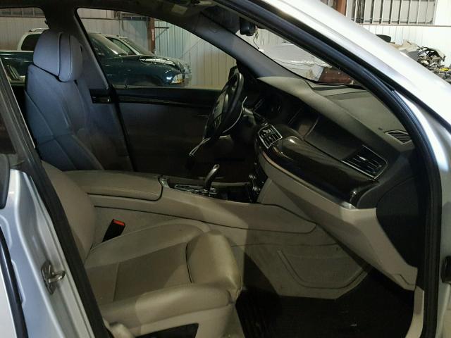 WBASP4C54CC341968 - 2012 BMW 550 XIGT SILVER photo 5