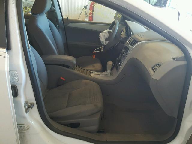 1G1ZB5EU4BF247332 - 2011 CHEVROLET MALIBU LS თეთრი ფოტო 5