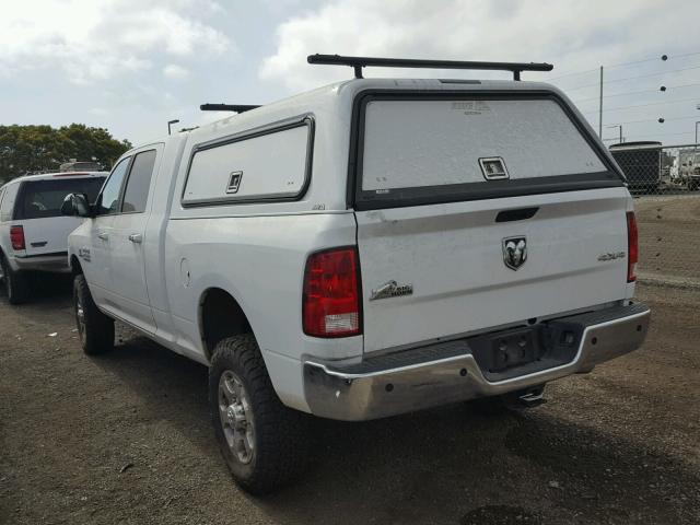 3C6UR5ML2JG142007 - 2018 RAM 2500 SLT 白色 照片 3