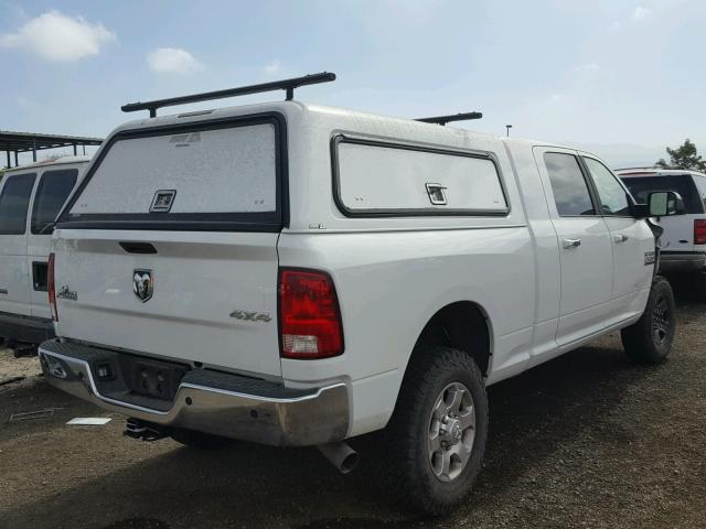 3C6UR5ML2JG142007 - 2018 RAM 2500 SLT 白色 照片 4