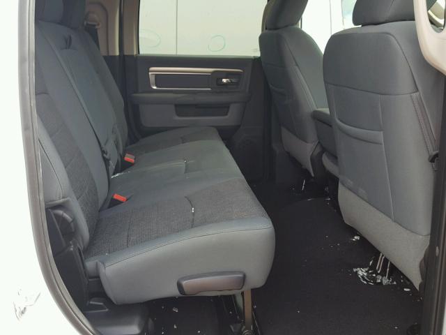 3C6UR5ML2JG142007 - 2018 RAM 2500 SLT 白色 照片 6