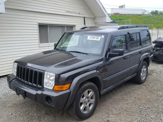 1J8HG48K66C206340 - 2006 JEEP COMMANDER GRAY photo 2