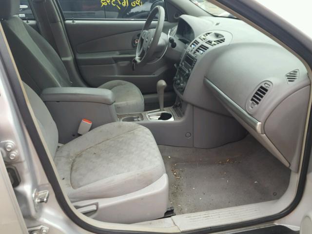 1G1ZT62835F340325 - 2005 CHEVROLET MALIBU MAX WHITE photo 5