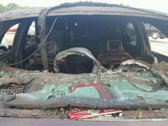 1LNHM87A12Y681631 - 2002 LINCOLN LS 勃艮第红 照片 9