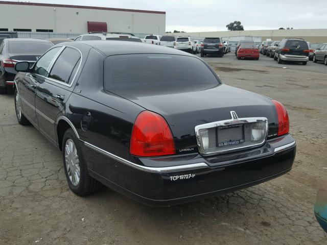 1LNHM82V57Y629095 - 2007 LINCOLN TOWN CAR S BLACK photo 3