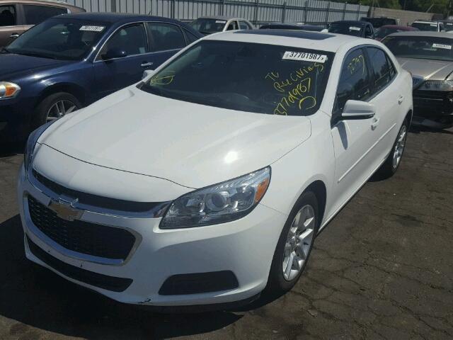 1G11C5SL1FU144585 - 2015 CHEVROLET MALIBU WHITE photo 2