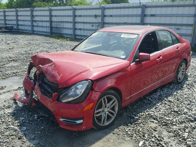 WDDGF8AB7ER303880 - 2014 MERCEDES-BENZ C 300 4MAT RED photo 2