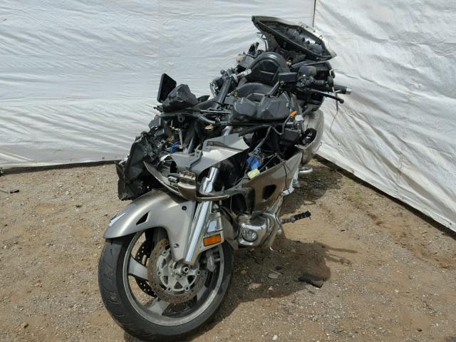 1HFSC47HX6A508164 - 2006 HONDA GL1800 SILVER photo 2