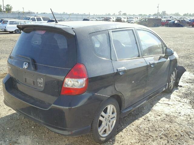 JHMGD38667S068135 - 2007 HONDA FIT S BLACK photo 4