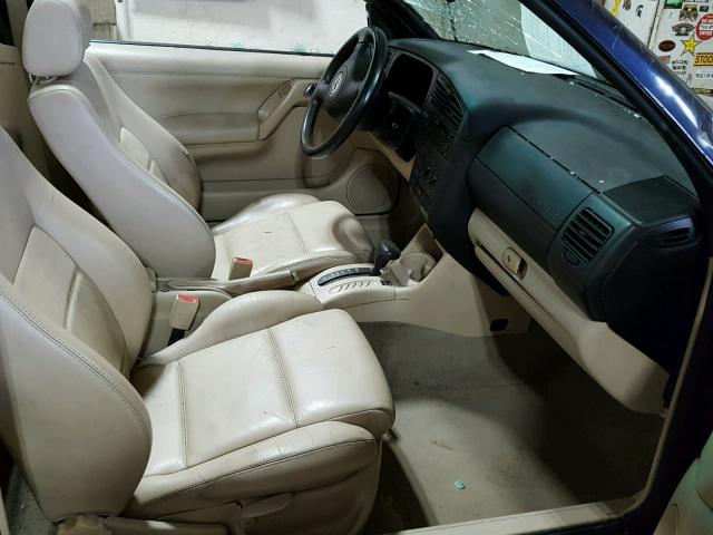 3VWDC21V32M811299 - 2002 VOLKSWAGEN CABRIO GLX 蓝色 照片 5