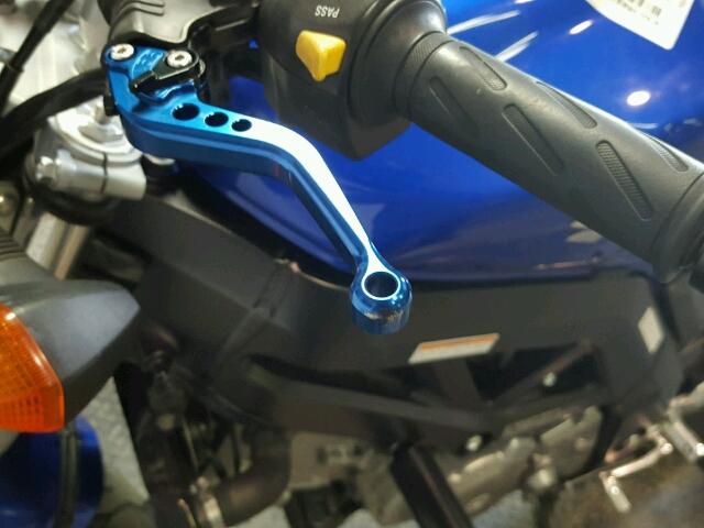 JS1VP53A852105460 - 2005 SUZUKI SV650 BLUE photo 14